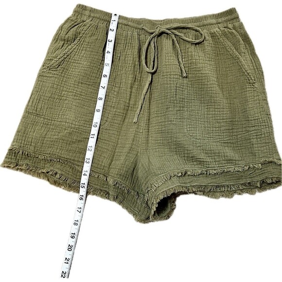 Cotton Bleu Women's Slub Olive Green Elastic Waist Raw Hem Shorts Size M - Picture 6 of 7